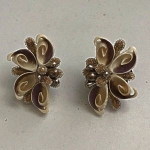 Vintage shell and bead clip earrings